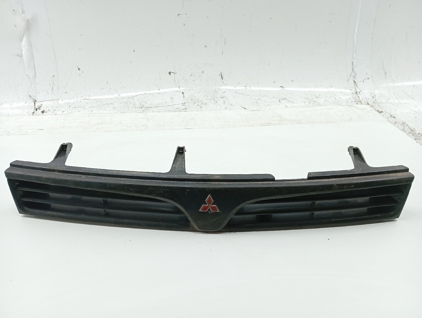 Grelha da Frente MITSUBISHI LANCER VI (CJ_, CP_) | 95 - 03