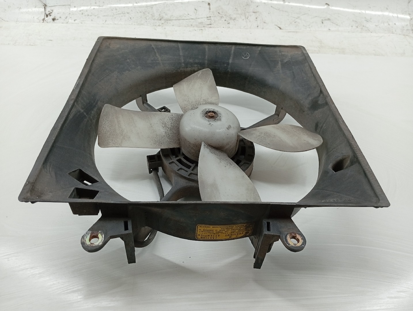 Termo ventilador MITSUBISHI LANCER VI (CJ_, CP_) | 95 - 03 Imagem-1