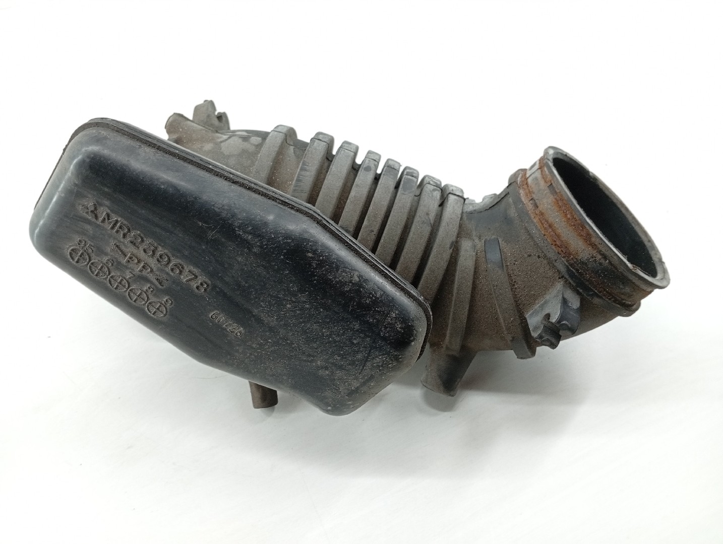 Ressonador de caixa de filtro de ar MITSUBISHI LANCER VI (CJ_, CP_) | 95 - 03