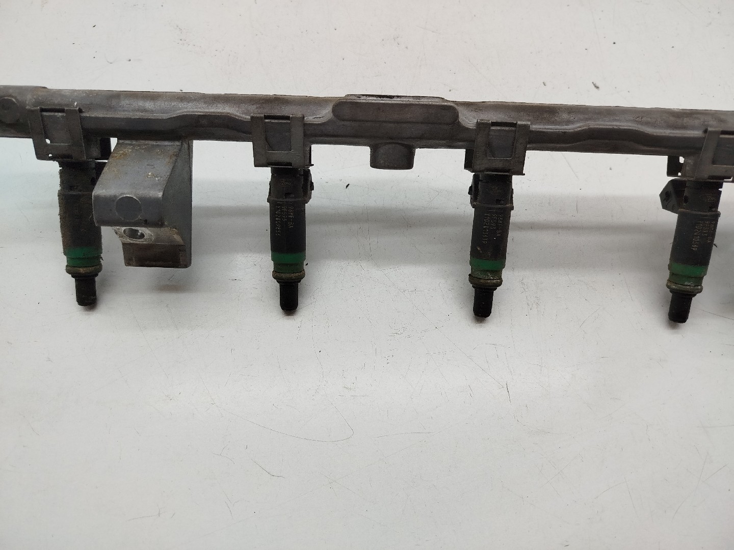 Regua de injeção FORD FIESTA IV (JA_, JB_) | 95 - 02 Imagem-5