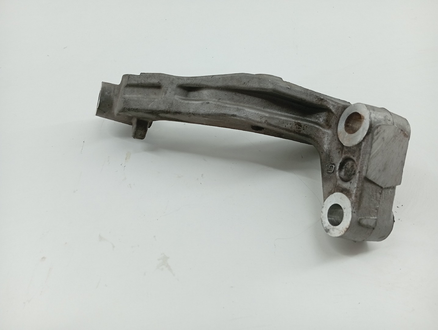 Suporte inferior do Charriot PEUGEOT 508 SW II (FC_, FJ_, F4_) | 18 - 