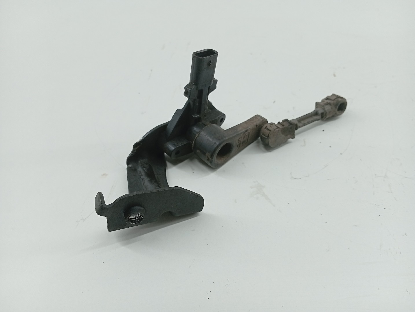 Sensor de nível de altura PEUGEOT 508 SW II (FC_, FJ_, F4_) | 18 -  Imagem-3
