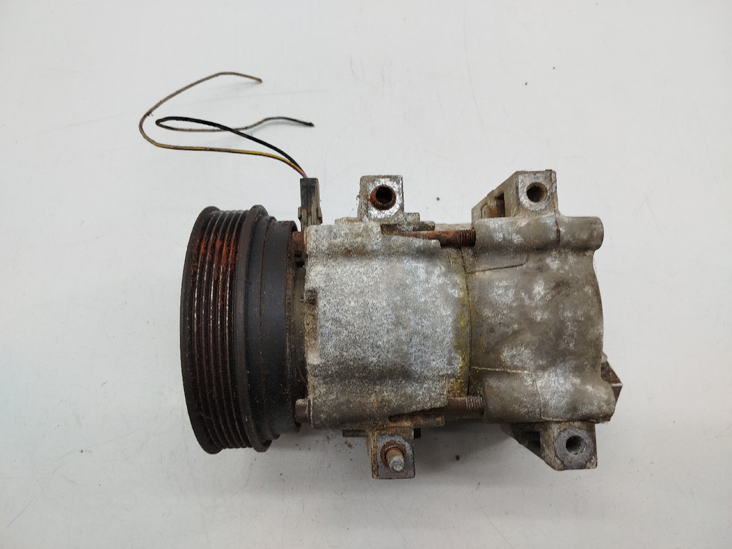 Compressor do Ar Condicionado FORD FIESTA IV (JA_, JB_) | 95 - 02 Imagem-1