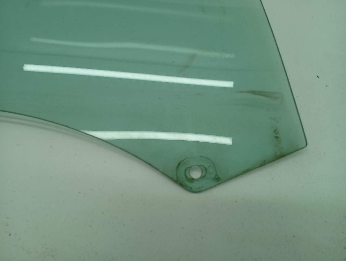 Vidro de Porta Frente Direito AUDI A3 (8L1) | 96 - 06 Imagem-1