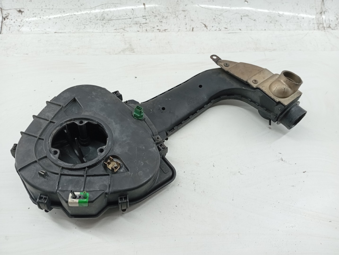 Caixa de filtro de ar com tubo de ar ROVER 400 (XW) | 90 - 95 Imagem-3