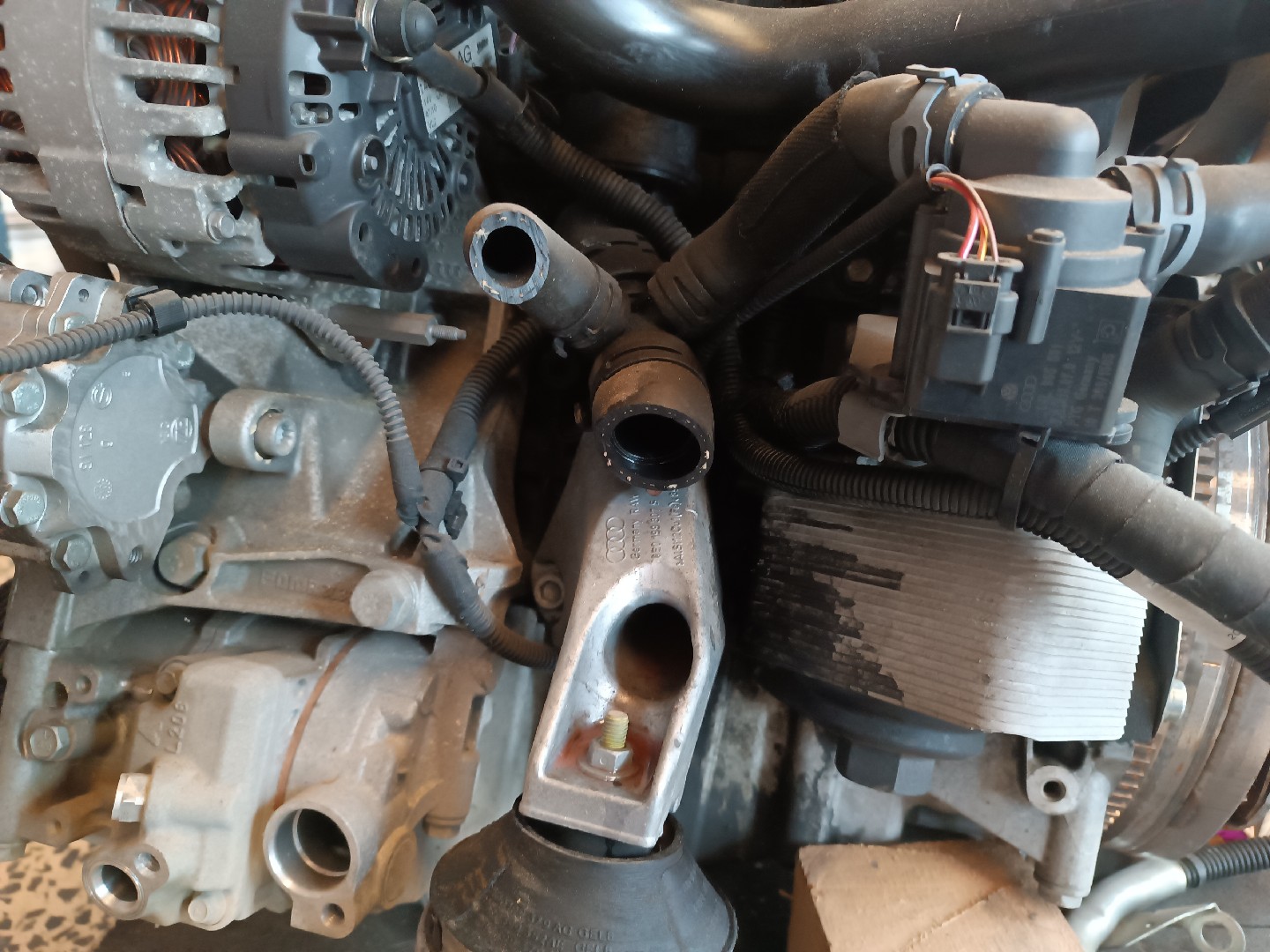 Engine SEAT EXEO ST (3R5) | 09 - 13 Imagem-6