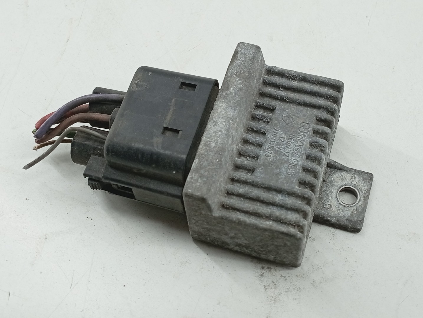 Relé temporizador de velas RENAULT CLIO III (BR0/1, CR0/1) | 05 -  Imagem-8