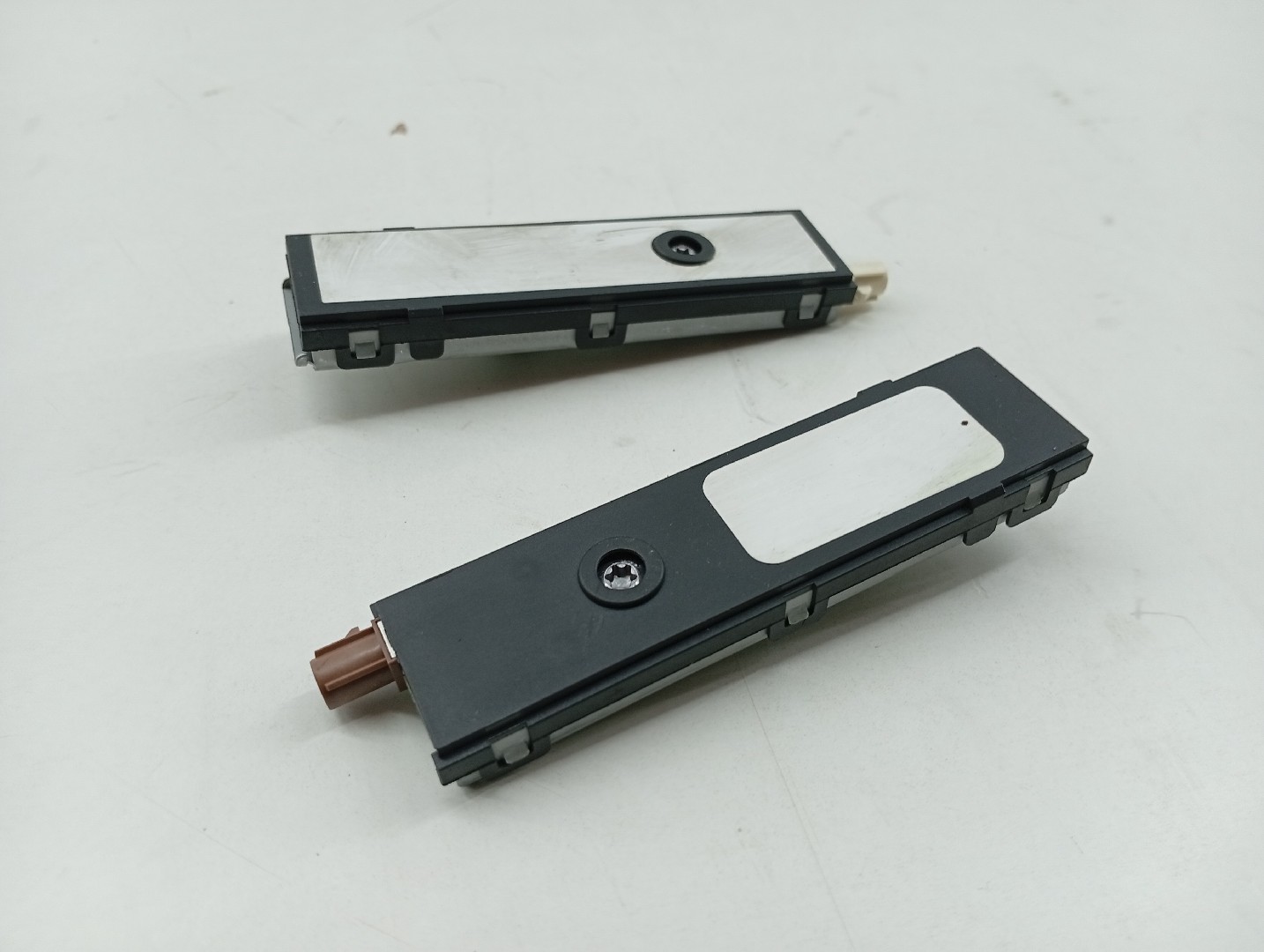 Amplificador de antena MERCEDES-BENZ A-CLASS (W177) | 18 -  Imagem-1