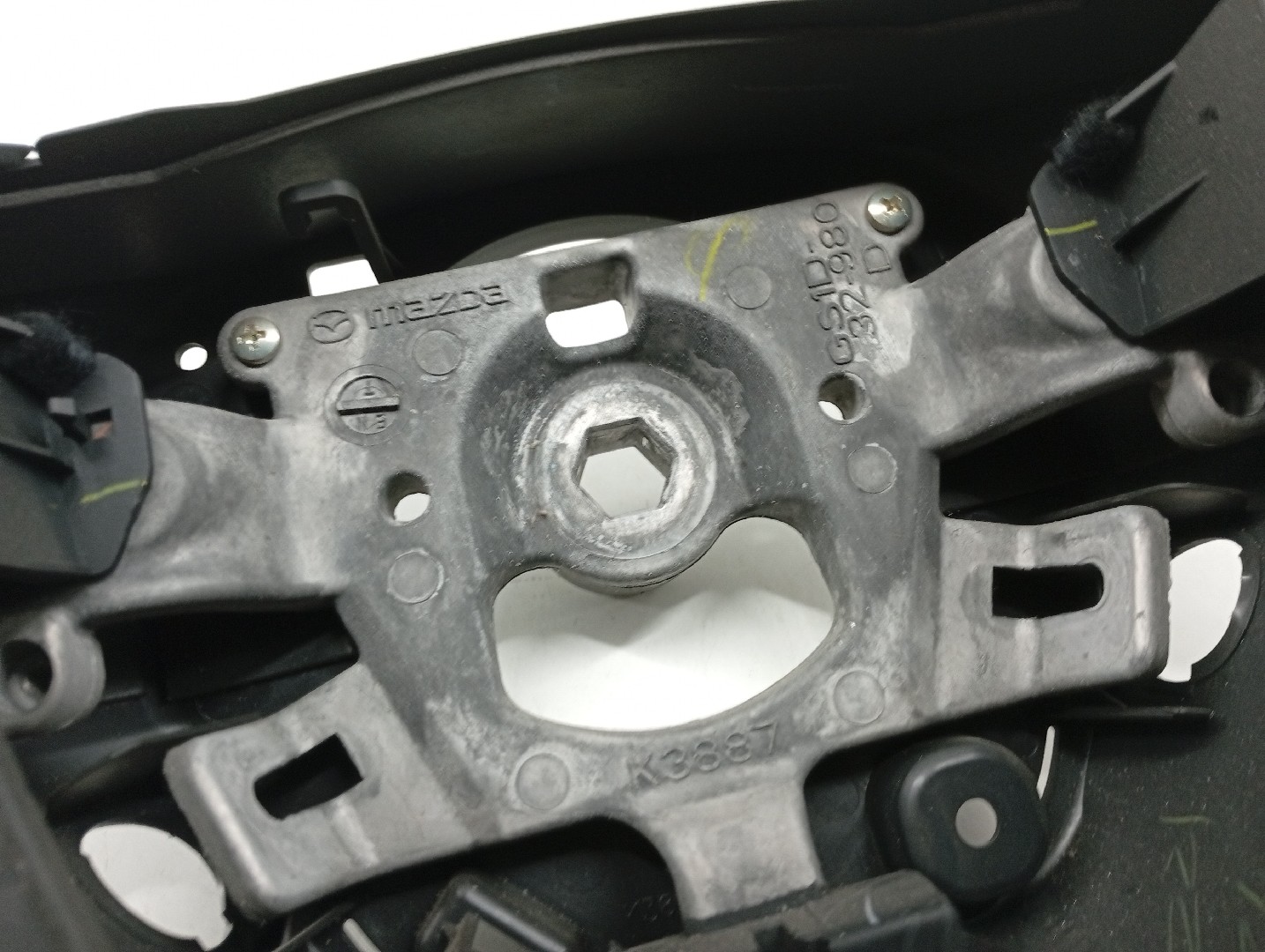 Volante MAZDA 6 três volumes (GH) | 07 - 13 Imagem-1