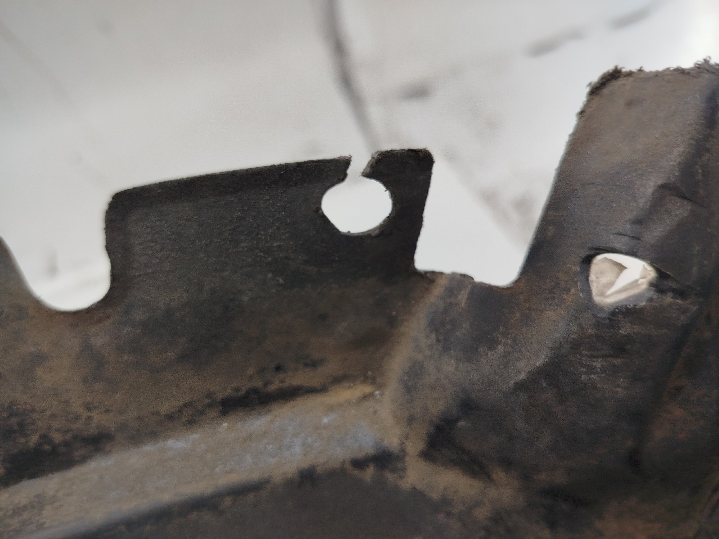 Cava de Roda Frente Esquerda MAZDA 6 três volumes (GH) | 07 - 13 Imagem-1