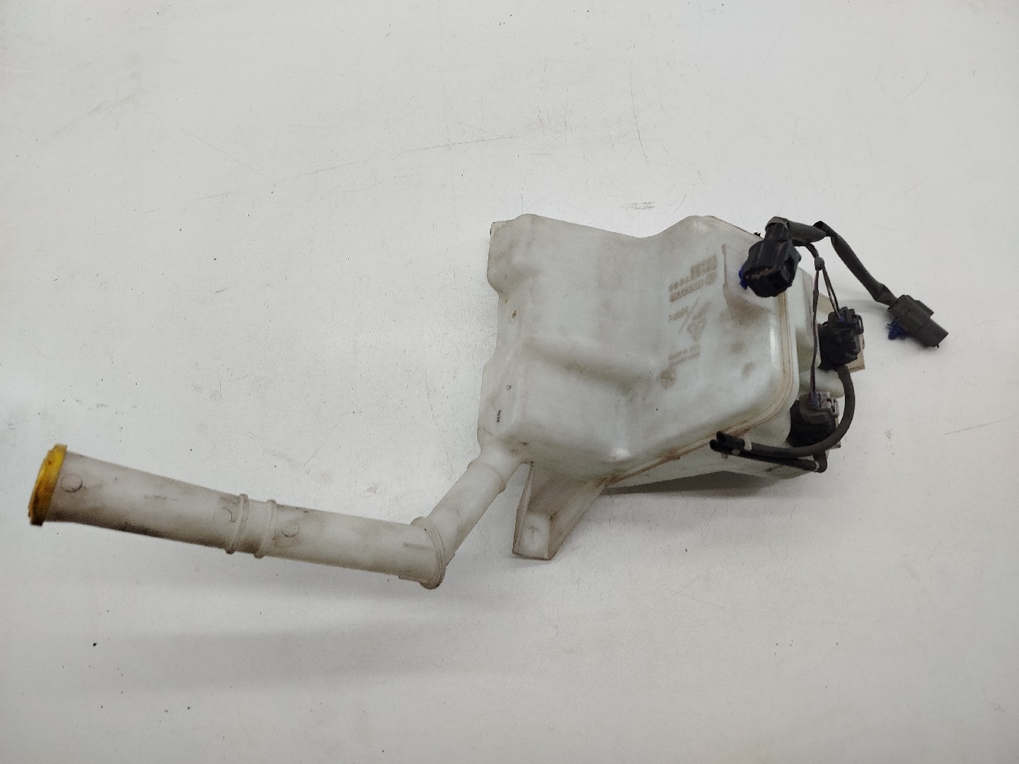 Reservatório de água do limpa para-brisas MAZDA 6 três volumes (GH) | 07 - 13 Imagem-5