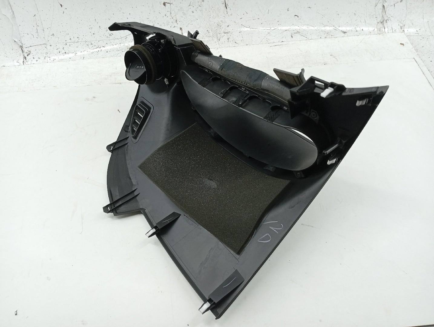 Aro de quadrante com difusor de ar MAZDA 6 três volumes (GH) | 07 - 13 Imagem-3