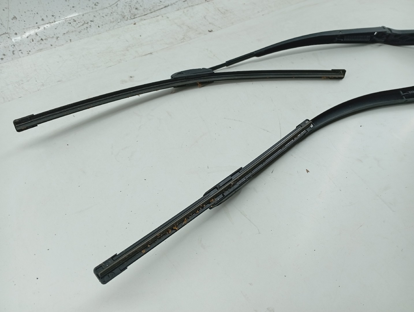 Escova Limpa Parabrisas MAZDA 6 três volumes (GH) | 07 - 13 Imagem-1