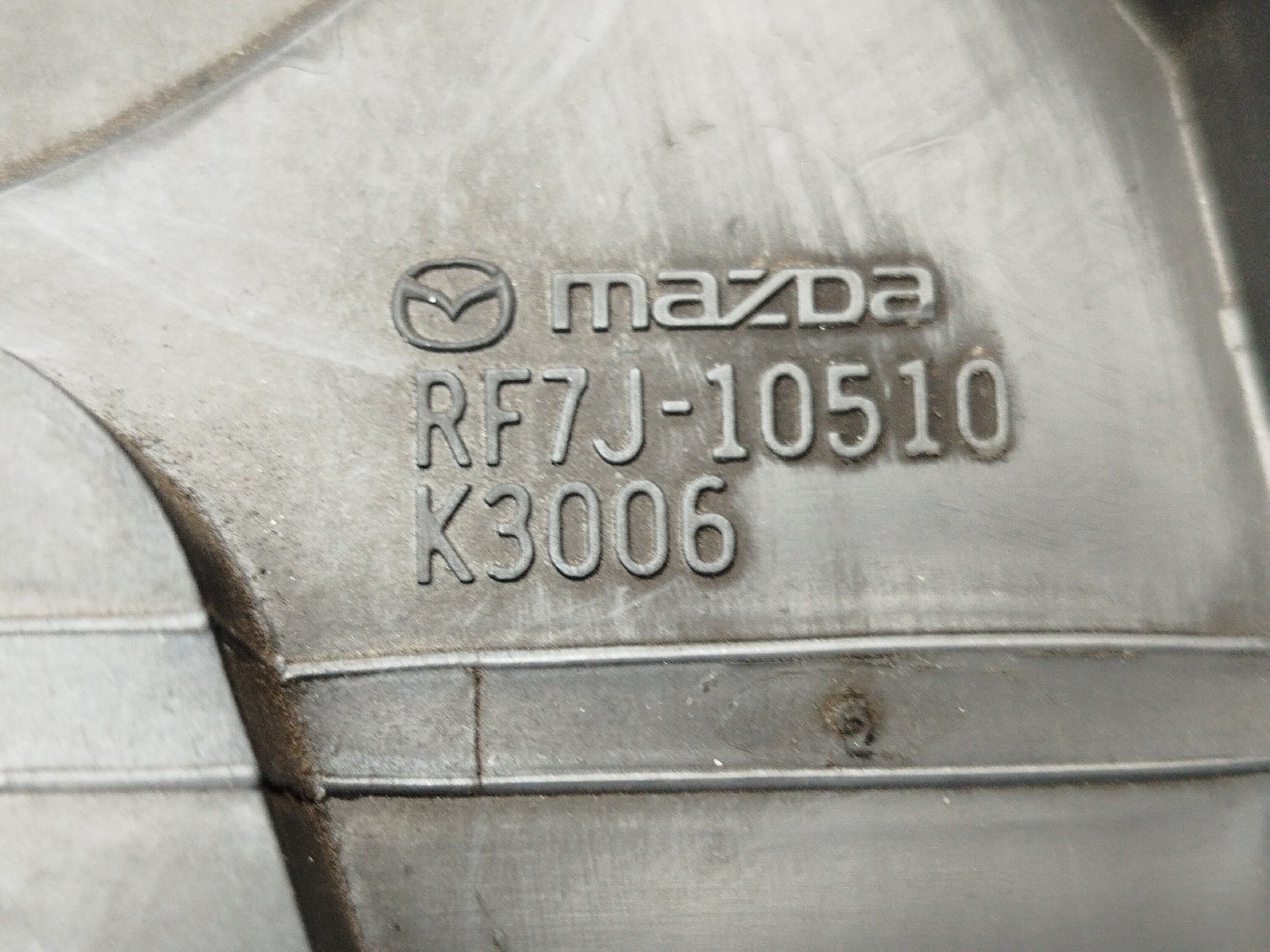 Tampa de distribuição MAZDA 6 três volumes (GH) | 07 - 13 Imagem-2