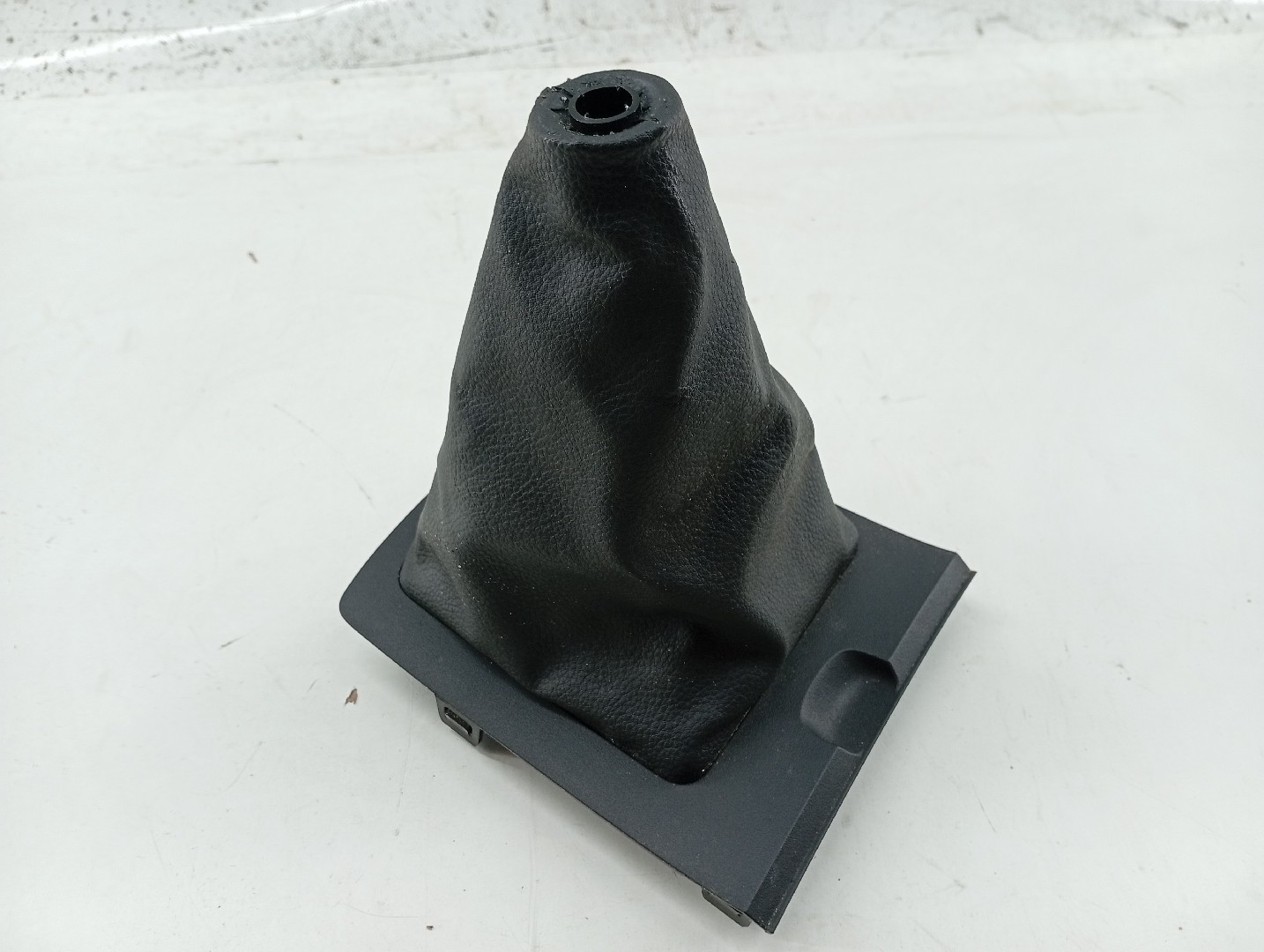 Fole de mudanças MAZDA 6 três volumes (GH) | 07 - 13