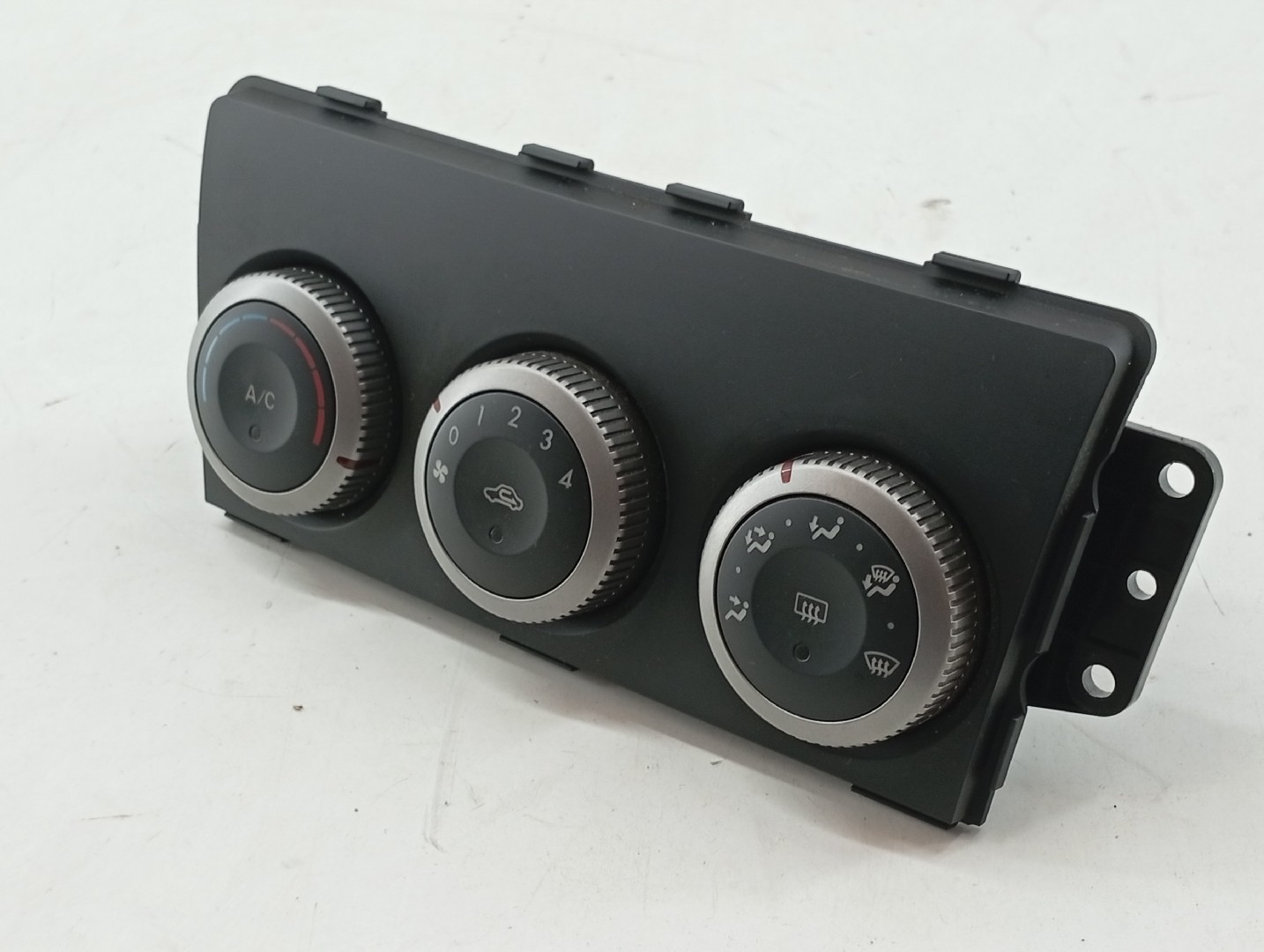 Comando Climatizaçao / Sofagem MAZDA 6 três volumes (GH) | 07 - 13 Imagem-3