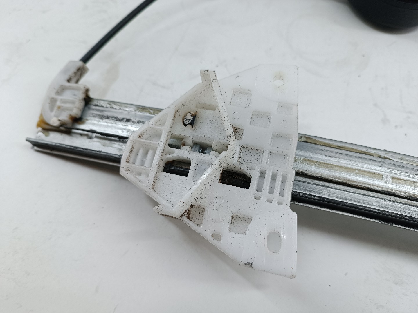 Motor e elevador de vidro trás esquerdo MAZDA 6 três volumes (GH) | 07 - 13 Imagem-2