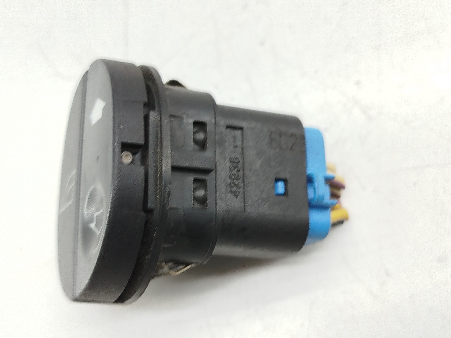 Comutador de vidro frente direito FORD FIESTA IV (JA_, JB_) | 95 - 02 Imagem-1