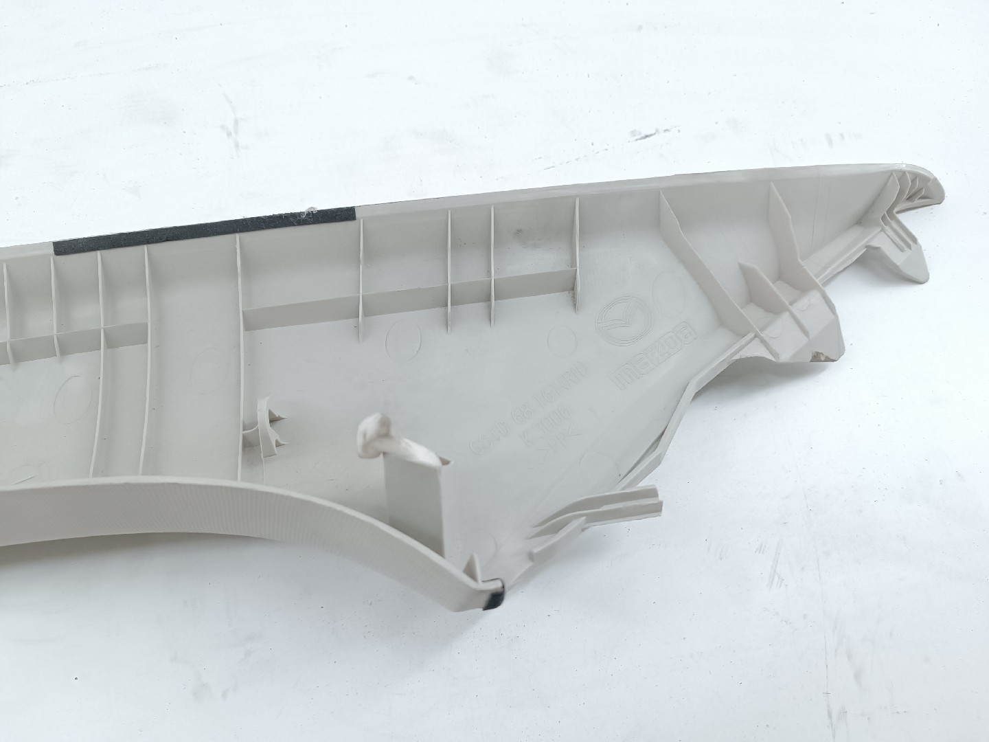 Moldura de pilar A direita MAZDA 6 três volumes (GH) | 07 - 13 Imagem-1