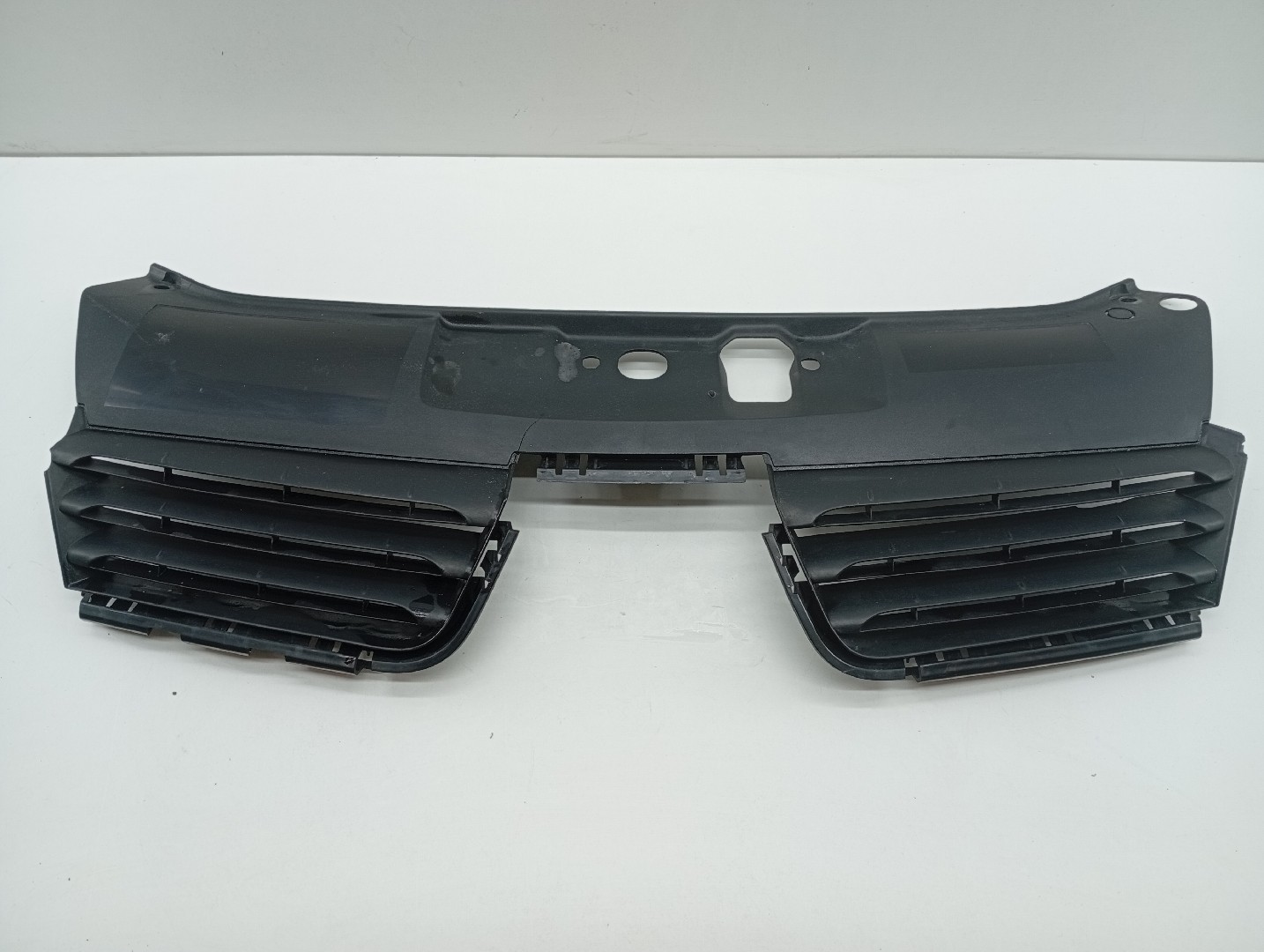 Grelha da Frente RENAULT CLIO II Caixa (SB0/1/2_) | 98 - 