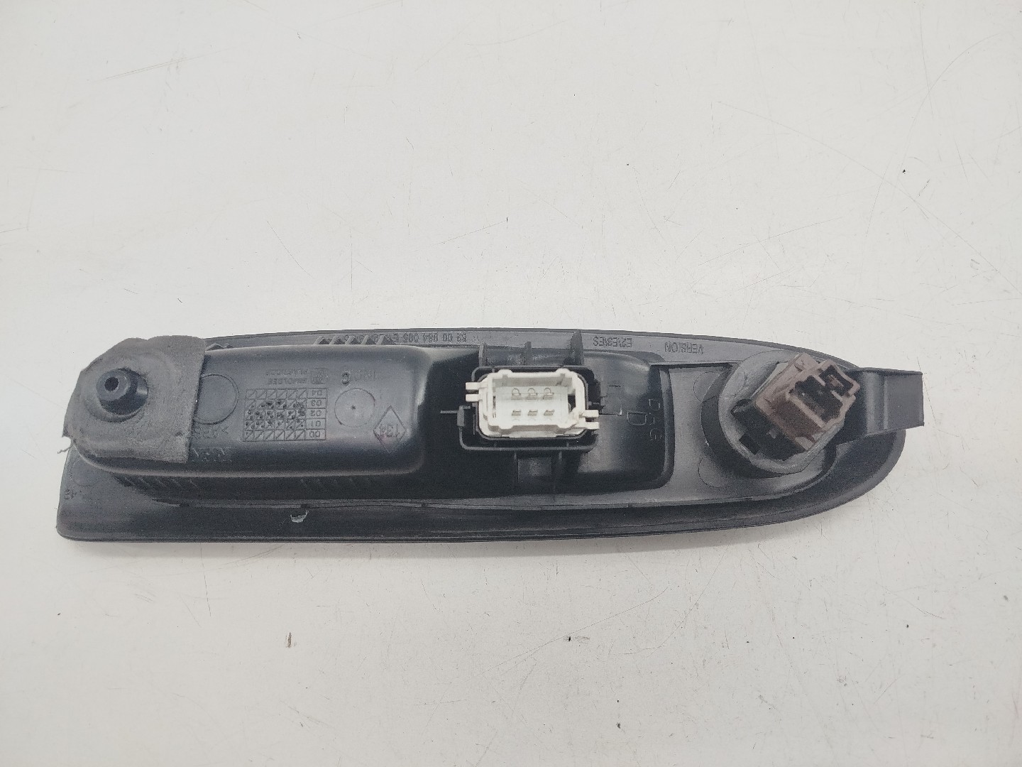 Comutador de vidro frente direito RENAULT CLIO II Caixa (SB0/1/2_) | 98 -  Imagem-3