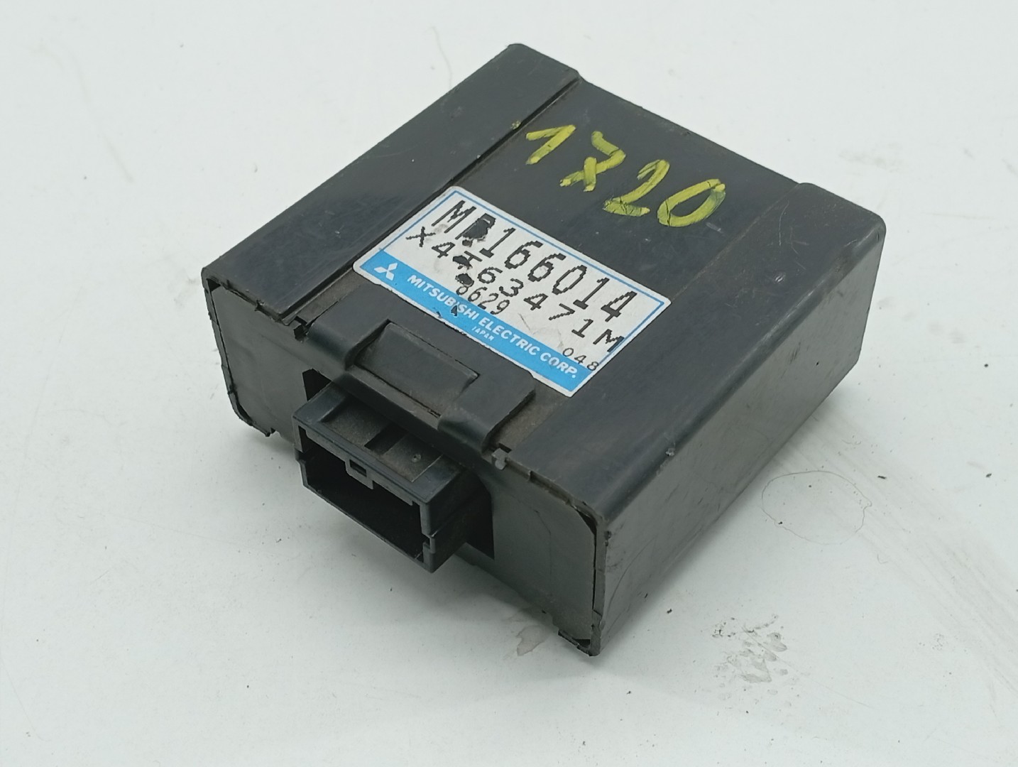 Unidade Eletrónica MITSUBISHI L 200 (K7_T, K6_T) | 96 - 11