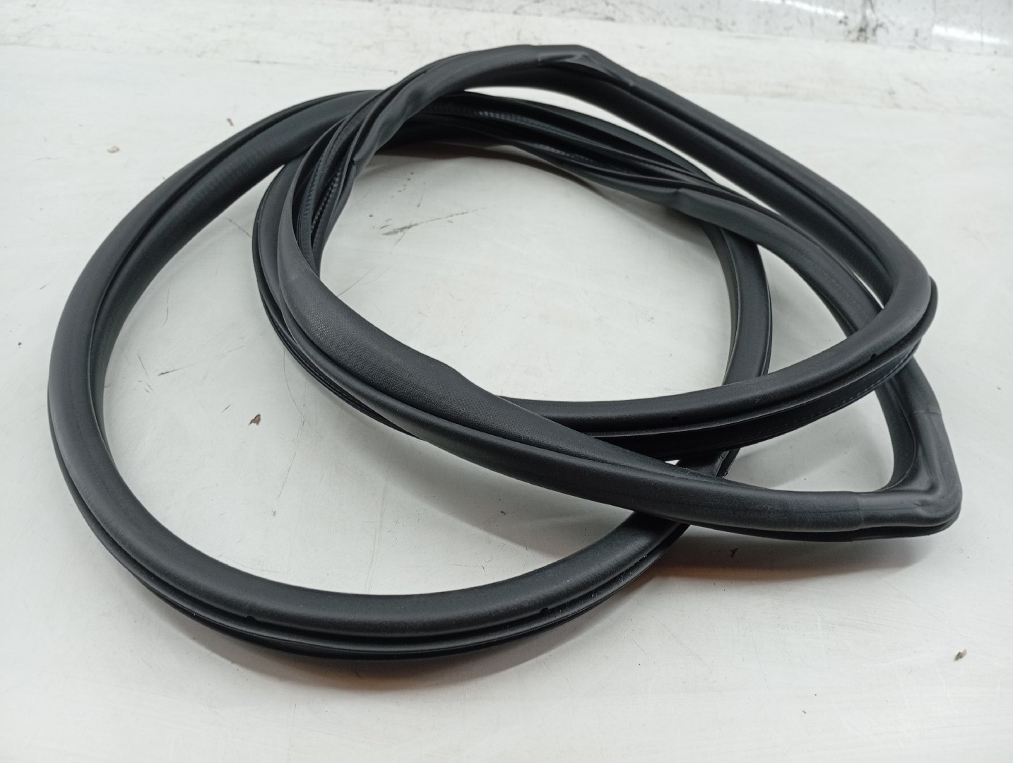 Borracha Da Porta Traseira Esquerda MAZDA 6 três volumes (GH) | 07 - 13 Imagem-1