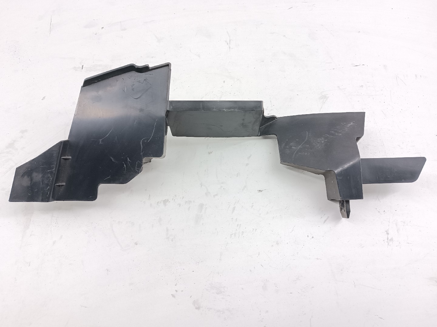 Suporte de montagem de para-choques MAZDA 6 três volumes (GH) | 07 - 13