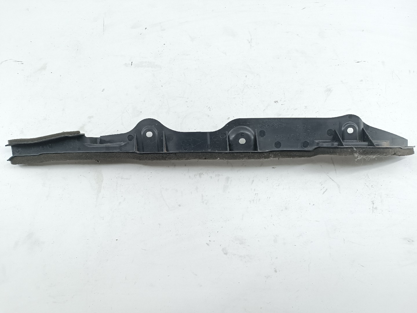 Suporte de montagem guarda lamas MAZDA 6 três volumes (GH) | 07 - 13