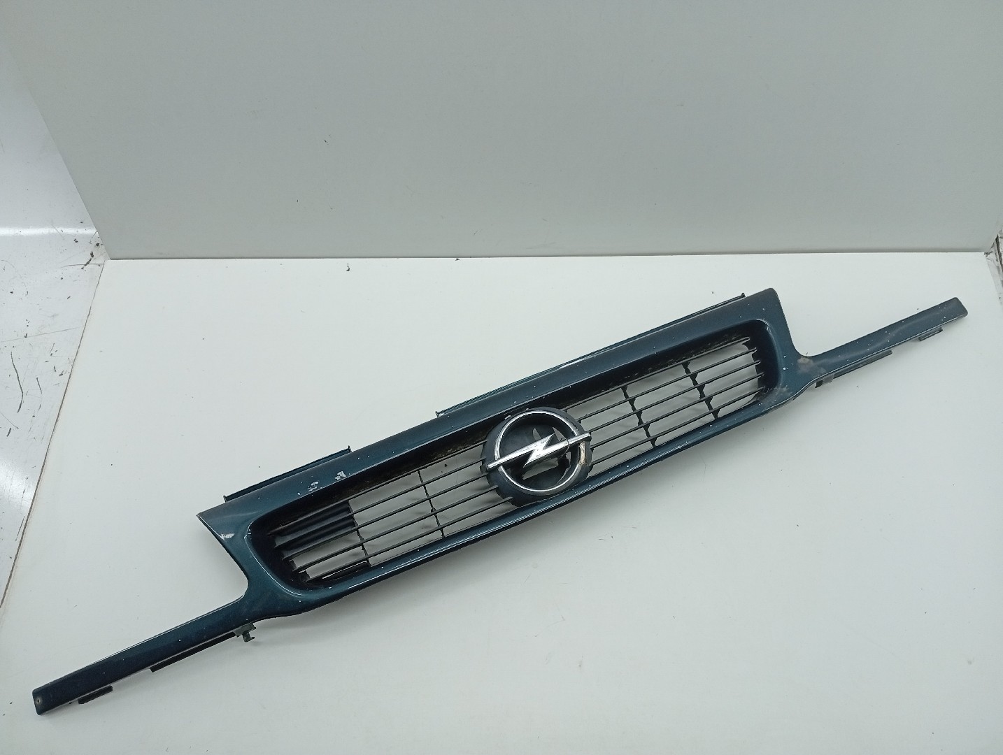Grelha da Frente OPEL ASTRA F Hatchback (T92) | 91 - 98