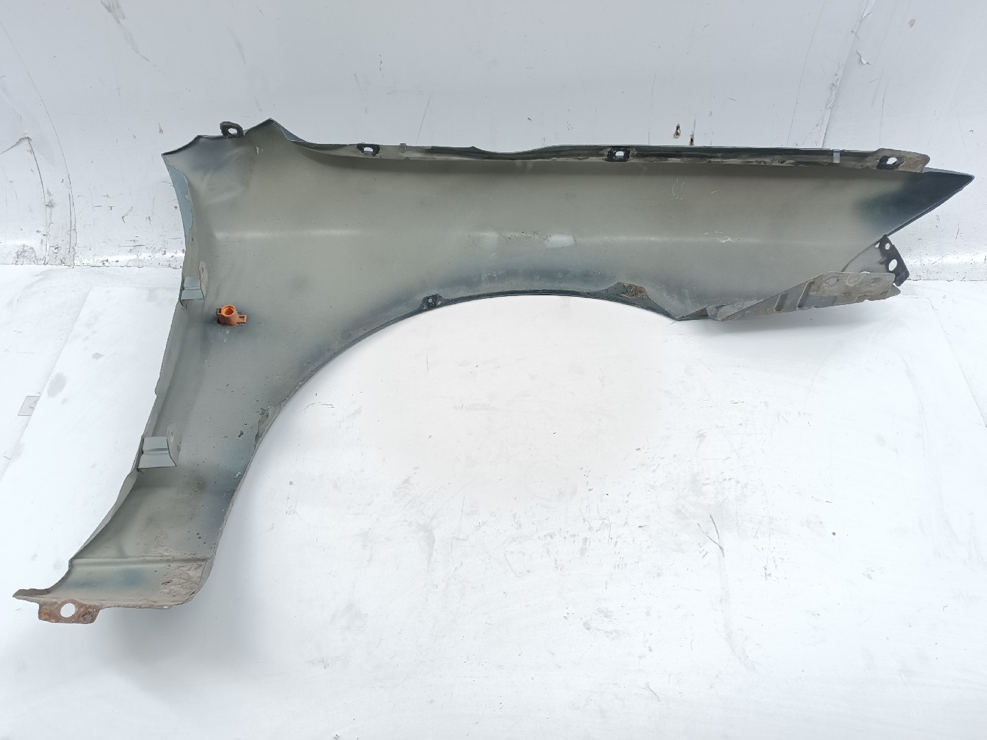 Guarda Lamas Esquerdo FORD MONDEO I três volumes (GBP) | 93 - 96