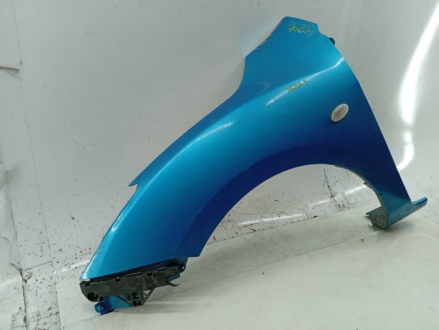 Guarda Lamas Esquerdo MAZDA 3 (BL) | 08 - 14 Imagem-1