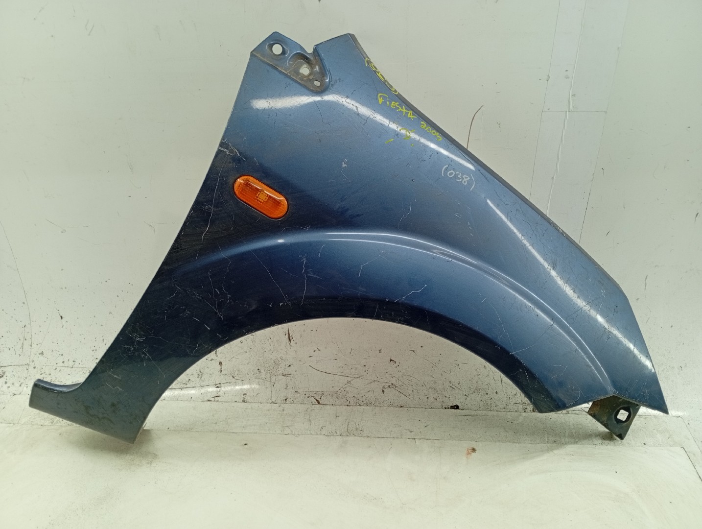 Guarda Lamas Direito FORD FIESTA V (JH_, JD_) | 01 - 14