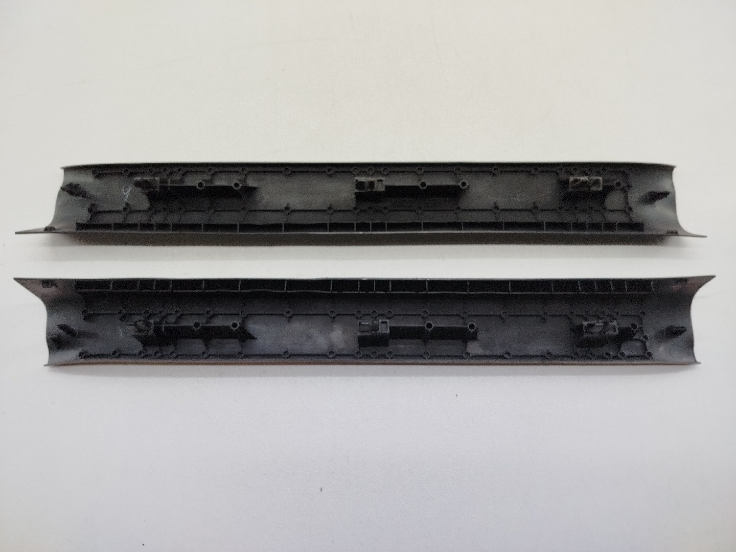 Moldura de soleira de porta MAZDA 6 três volumes (GH) | 07 - 13 Imagem-1