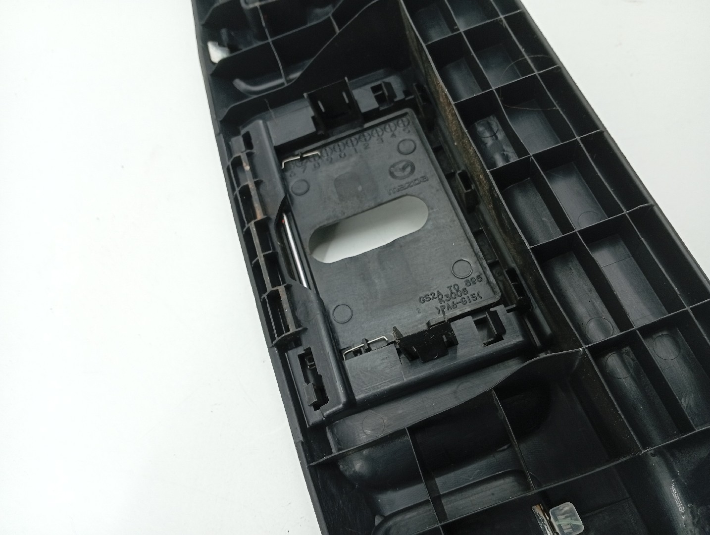 Acabamento de mala MAZDA 6 três volumes (GH) | 07 - 13 Imagem-3