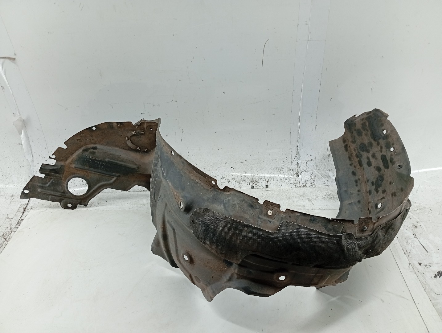 Cava de Roda Frente Direita MAZDA 6 três volumes (GH) | 07 - 13