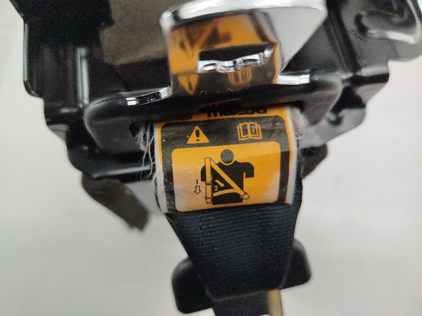 Cinto traseiro central MAZDA 6 três volumes (GH) | 07 - 13 Imagem-4