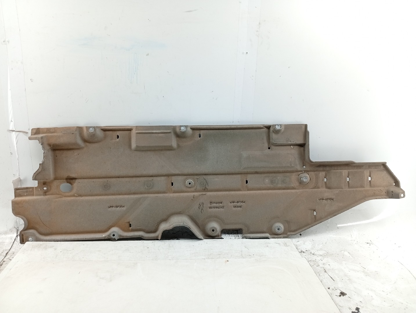 Proteção inferior de carroçaria MAZDA 6 três volumes (GH) | 07 - 13