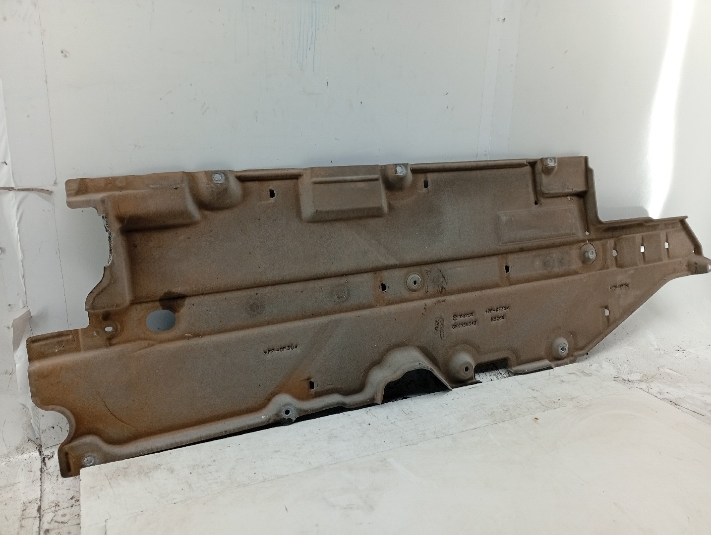 Proteção inferior de carroçaria MAZDA 6 três volumes (GH) | 07 - 13 Imagem-2