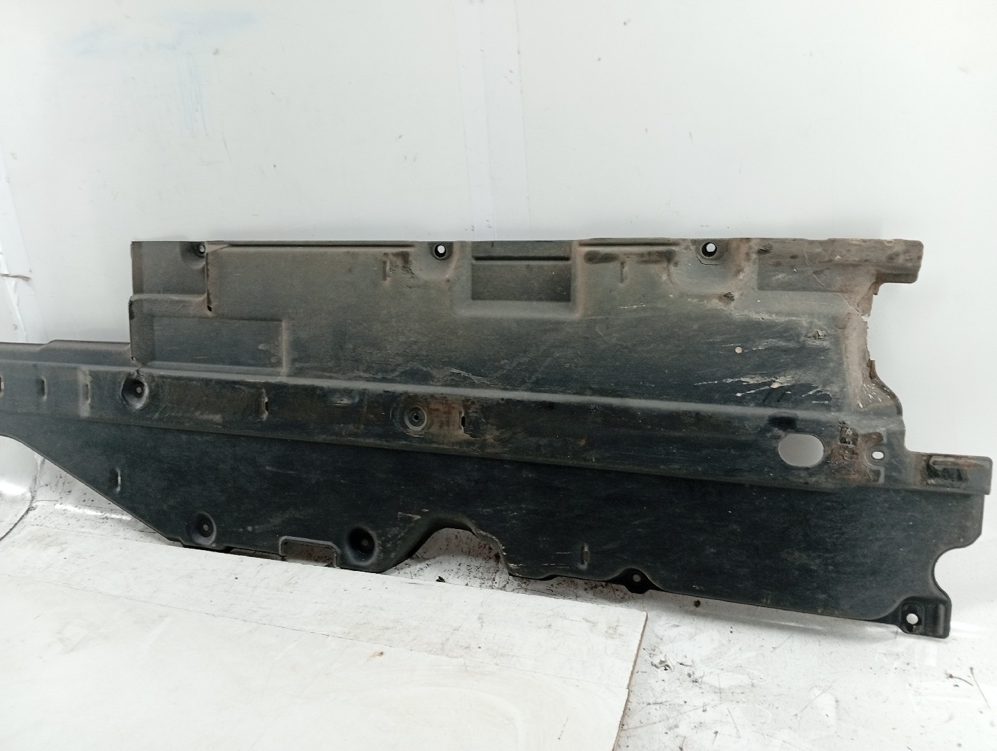 Proteção inferior de carroçaria MAZDA 6 três volumes (GH) | 07 - 13 Imagem-4