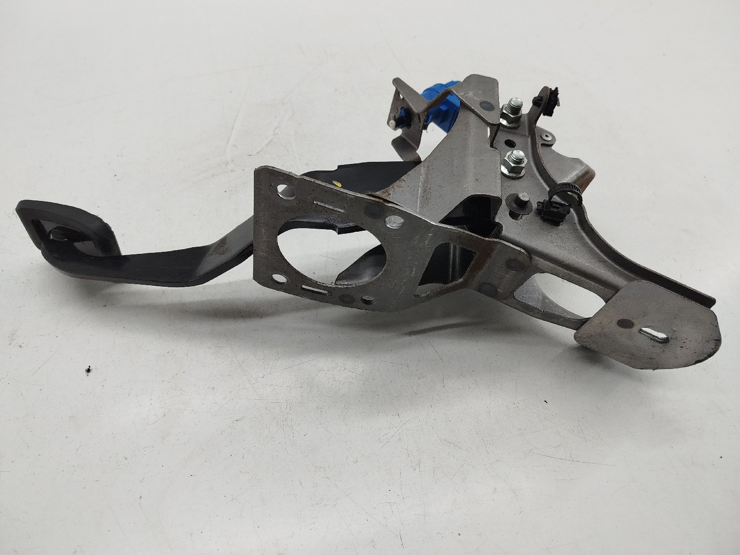 Pedal de travão MAZDA 6 três volumes (GH) | 07 - 13 Imagem-3