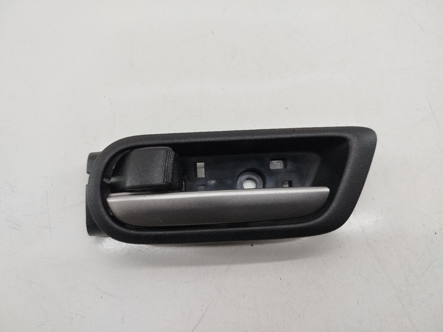 Puxador interior da porta MAZDA 6 três volumes (GH) | 07 - 13