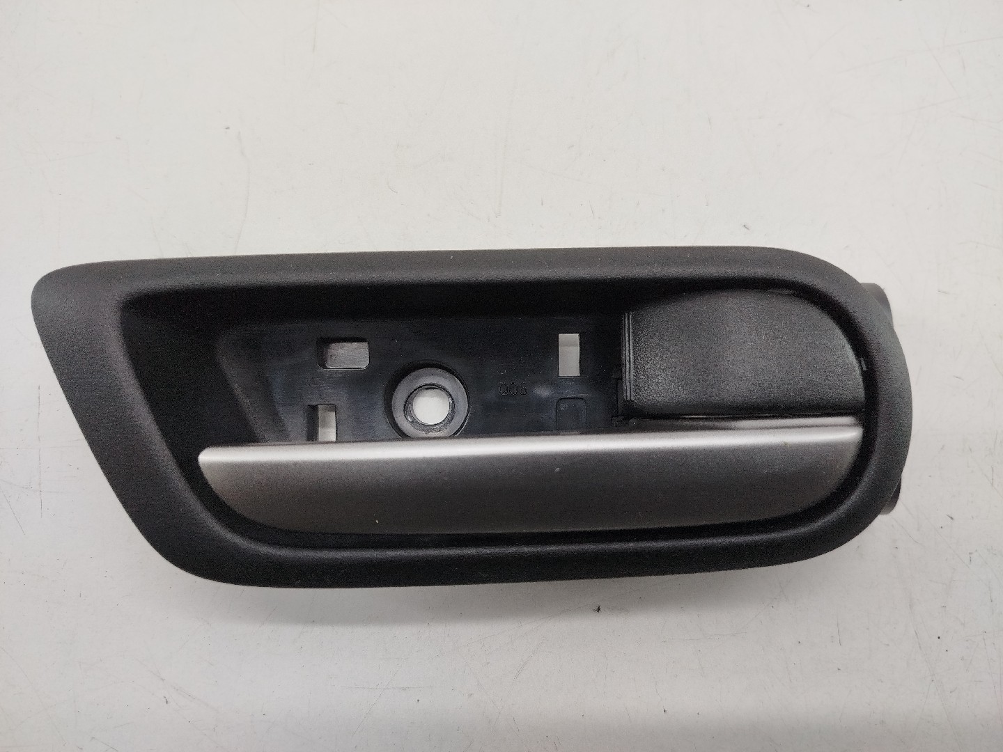 Puxador interior da porta MAZDA 6 três volumes (GH) | 07 - 13 Imagem-4