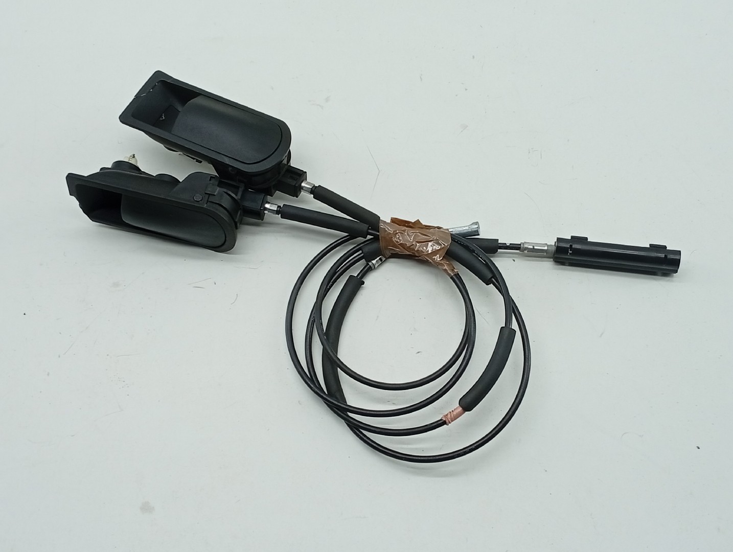 Puxador de banco MAZDA 6 três volumes (GH) | 07 - 13