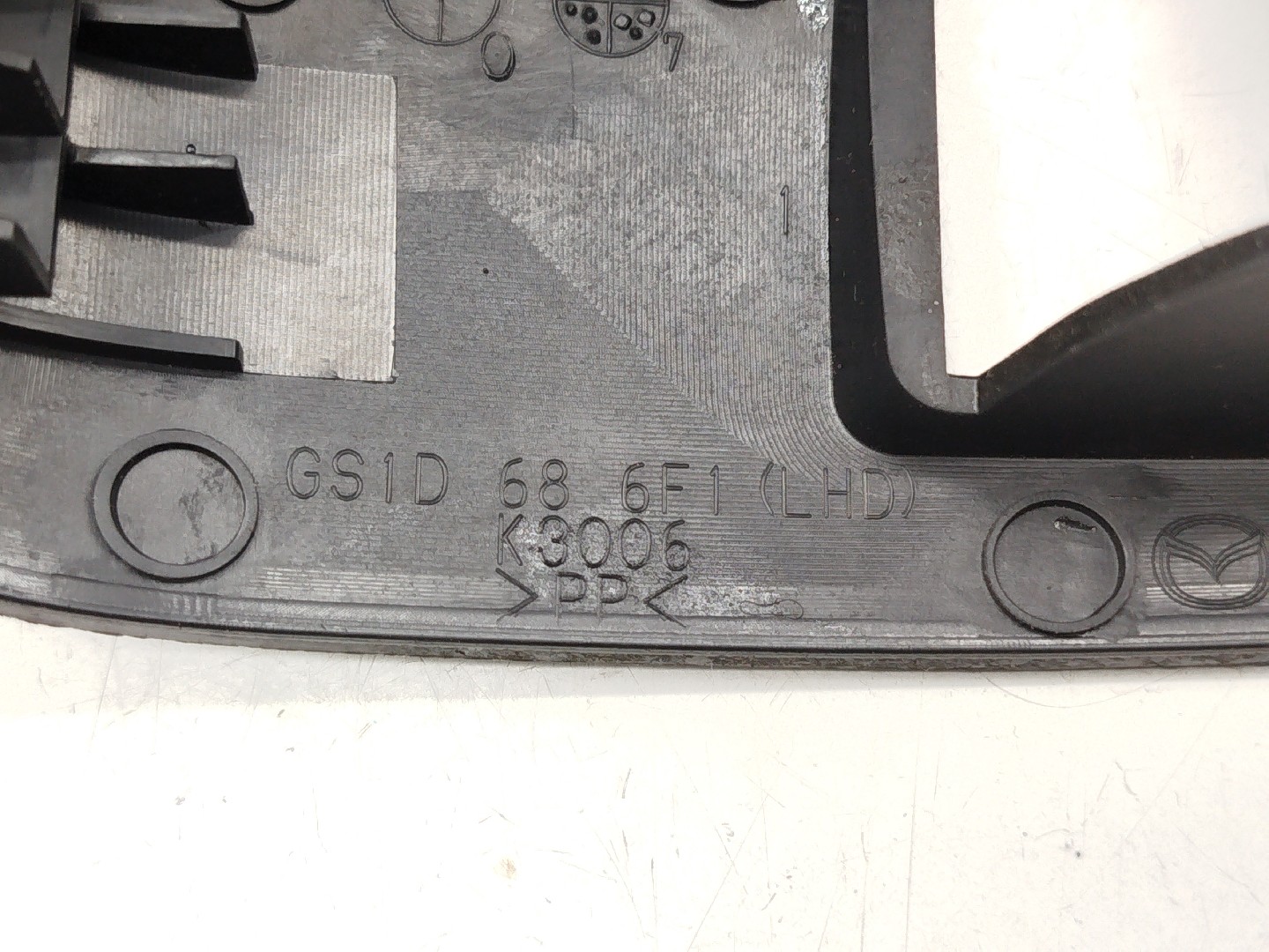 Acabamento Interior MAZDA 6 três volumes (GH) | 07 - 13 Imagem-3