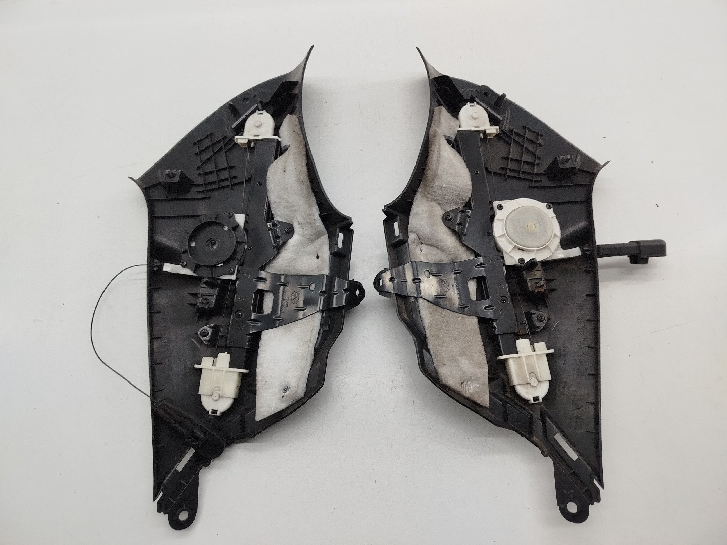 Acabamento de pilar MAZDA 6 três volumes (GH) | 07 - 13 Imagem-4