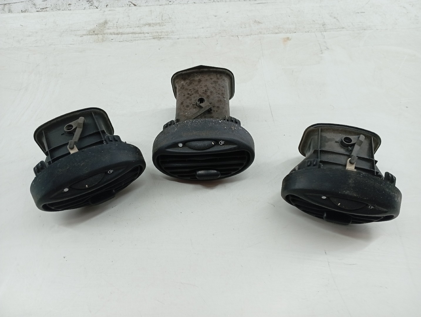 Difusor de ar FORD FOCUS Turnier (DNW) | 99 - 07