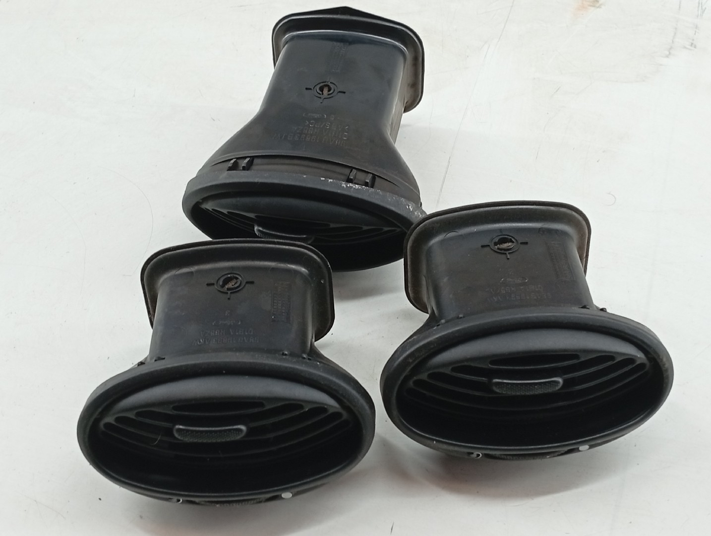 Difusor de ar FORD FOCUS Turnier (DNW) | 99 - 07 Imagem-6