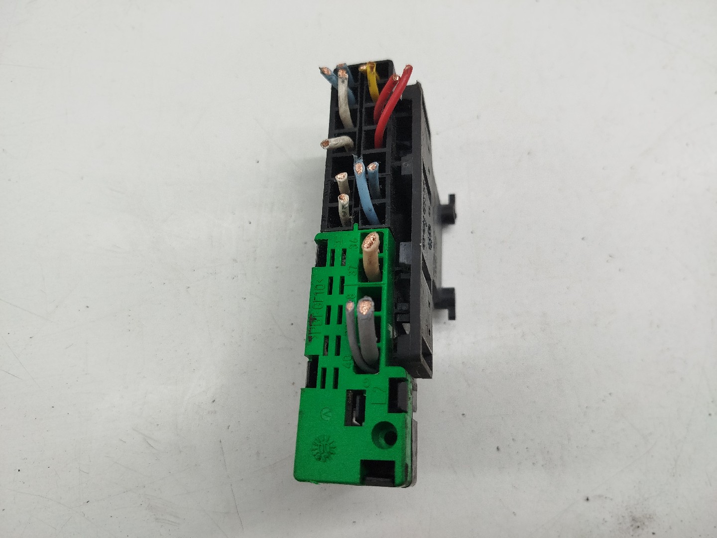 Placa de suporte de fusíveis PEUGEOT 306 Break (7E, N3, N5) | 94 - 02 Imagem-2