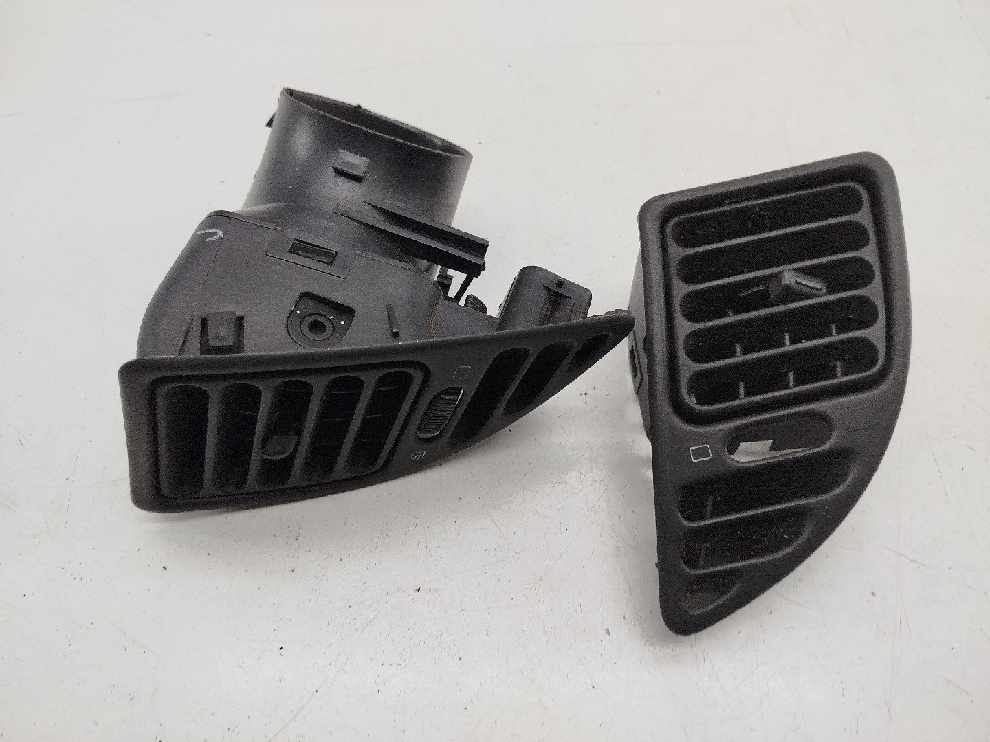 Difusor de ar PEUGEOT 306 Break (7E, N3, N5) | 94 - 02 Imagem-8